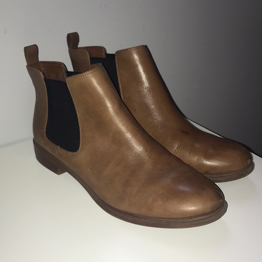 Clarks Women's Taylor Shine Chelsea Boot